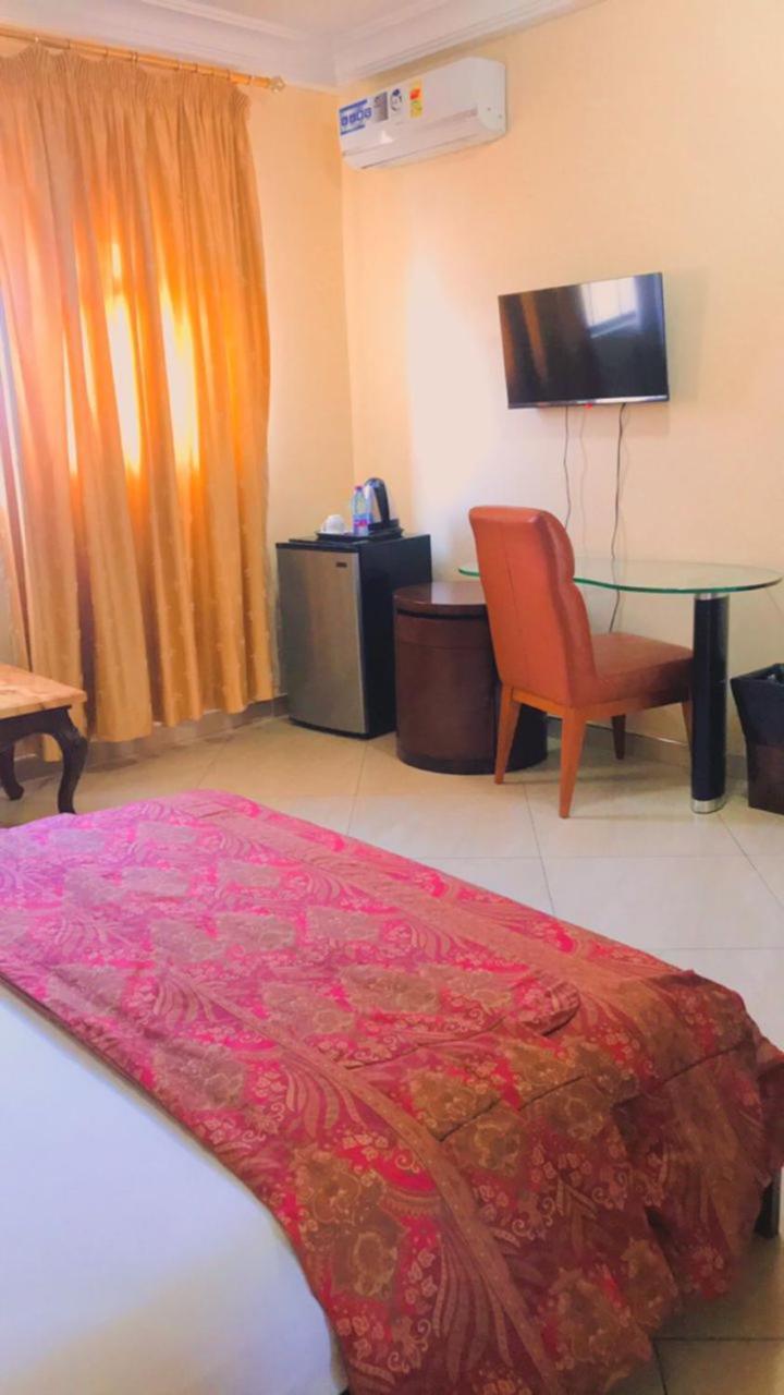 Charleston Hotel Accra Bilik gambar