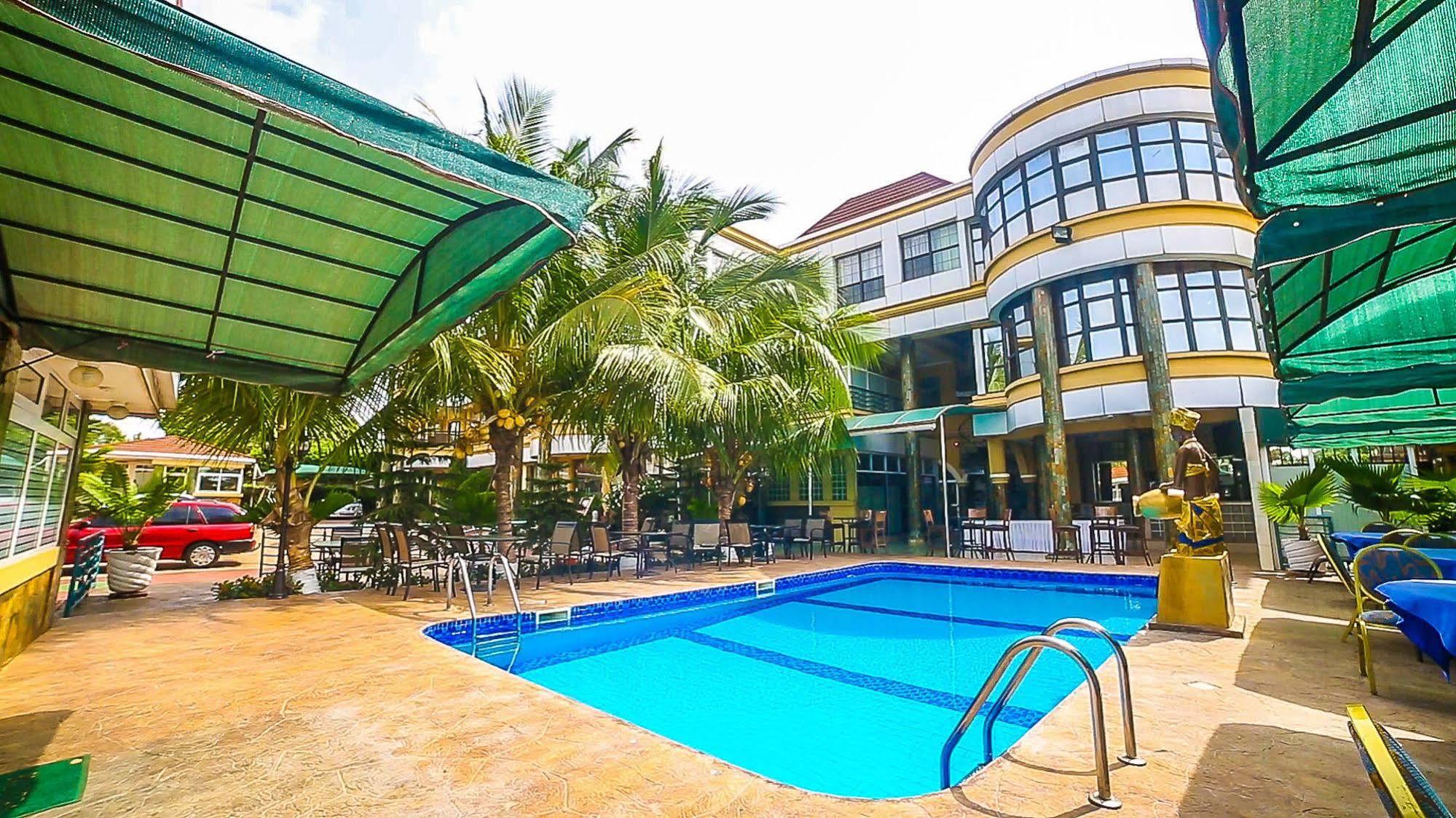 Charleston Hotel Accra Luaran gambar